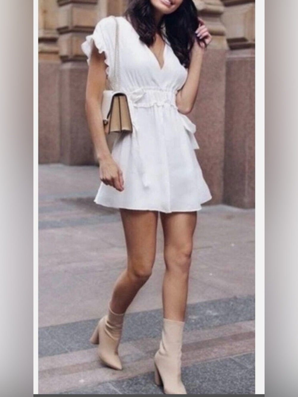 Zara White V-Neck Short Sleeve Mini Dress